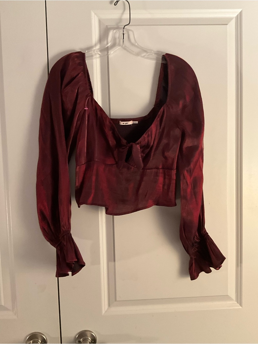Women's burgundy Satin Square-Neck Puff Sleeve crop Top size small